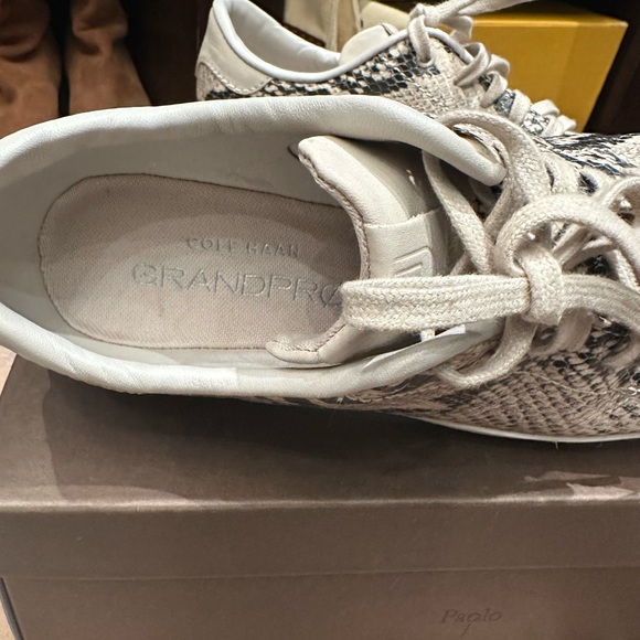 Cole Haan sneaker - Picture 4 of 4
